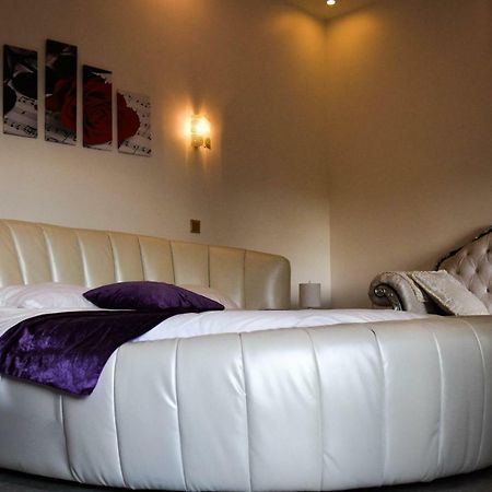 Chateau Nevers Bed & Breakfast Varennes-Vauzelles Dış mekan fotoğraf