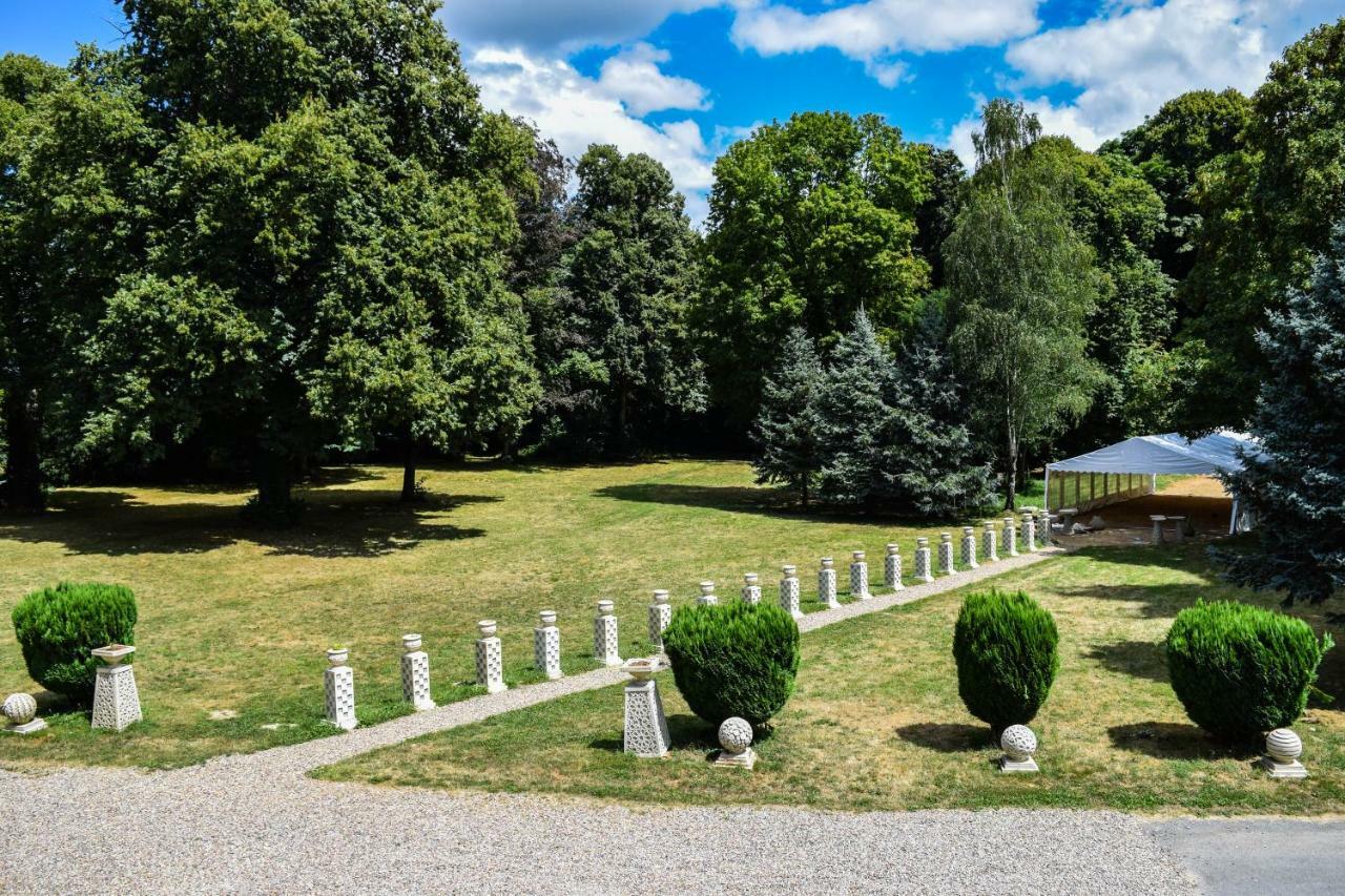 Chateau Nevers Bed & Breakfast Varennes-Vauzelles Dış mekan fotoğraf