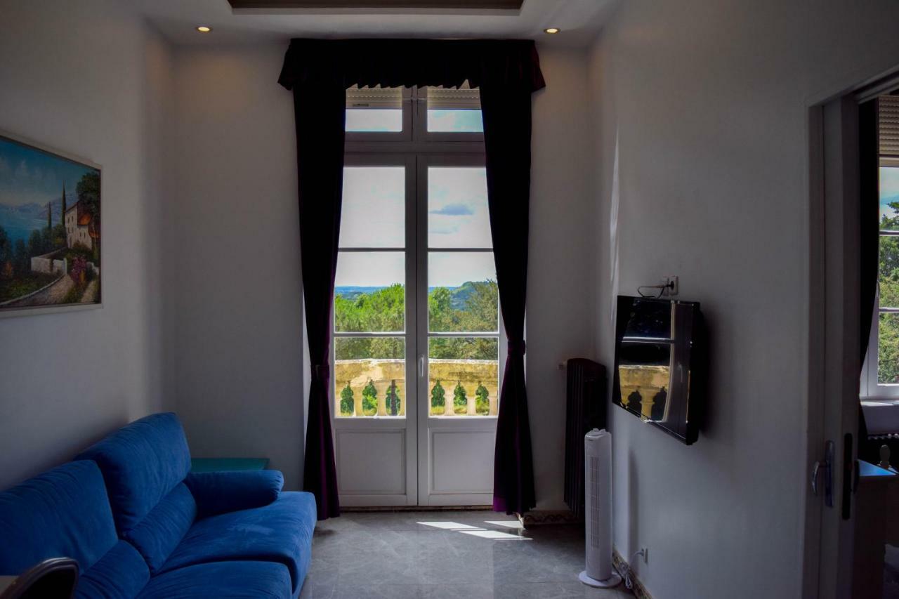 Chateau Nevers Bed & Breakfast Varennes-Vauzelles Dış mekan fotoğraf