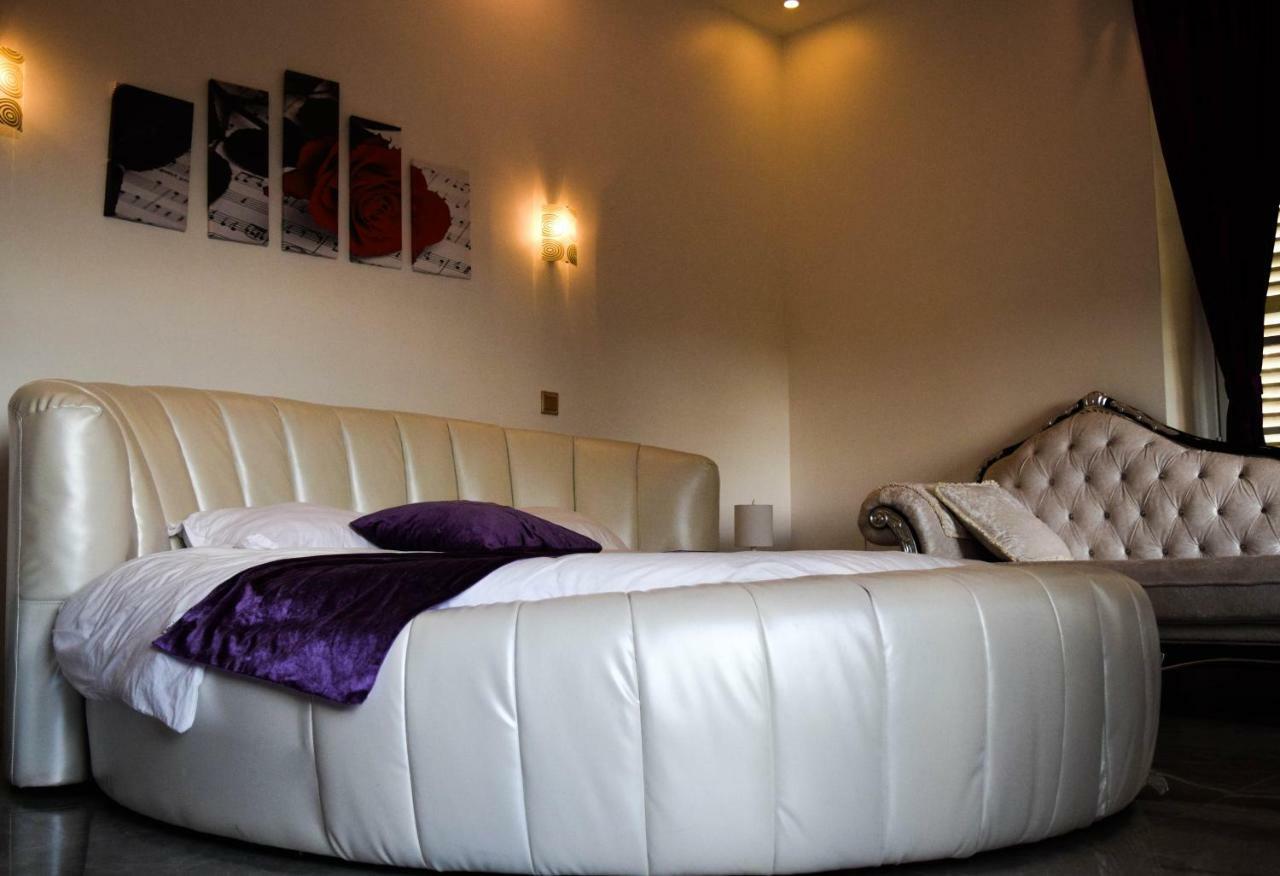 Chateau Nevers Bed & Breakfast Varennes-Vauzelles Dış mekan fotoğraf
